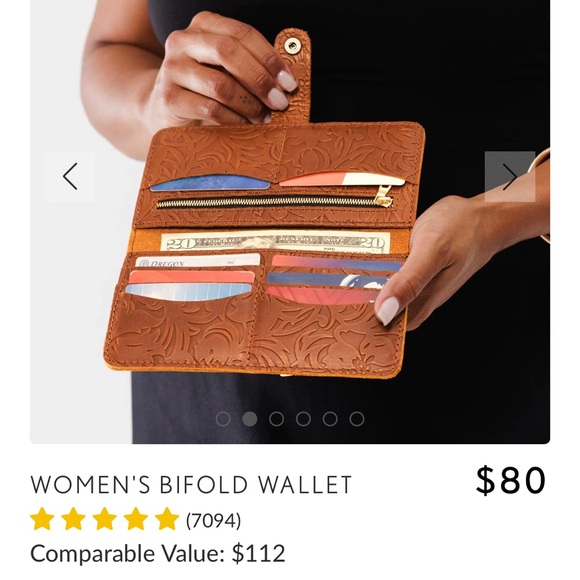 Embossed Leather Wallet - Picture 6 of 6